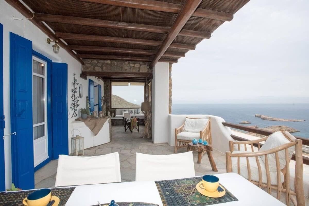 With Amazing Balcony View Of Mykonos Apartment Agios Sostis (Mykonos)