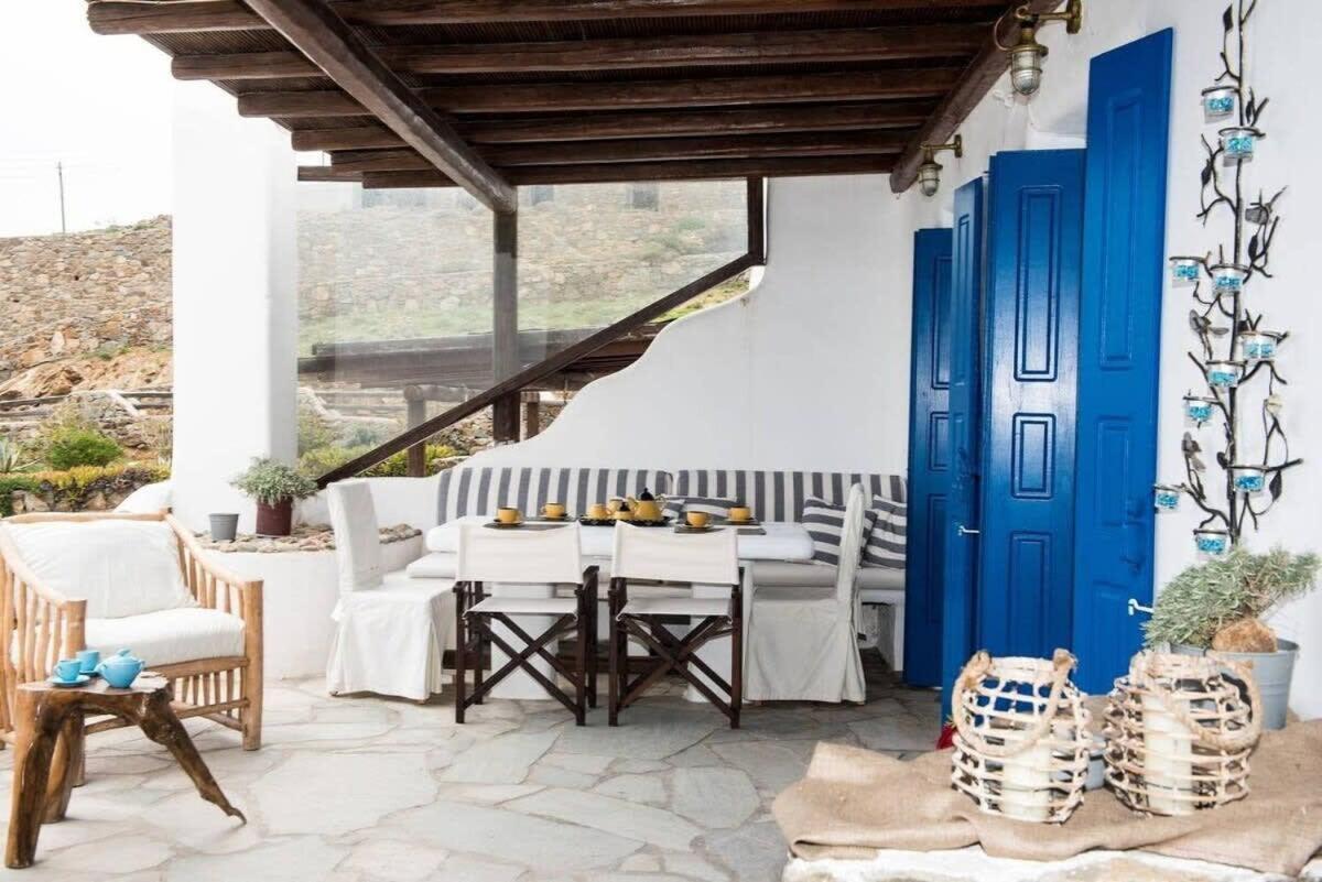 With Amazing Balcony View Of Mykonos Apartment Agios Sostis (Mykonos)