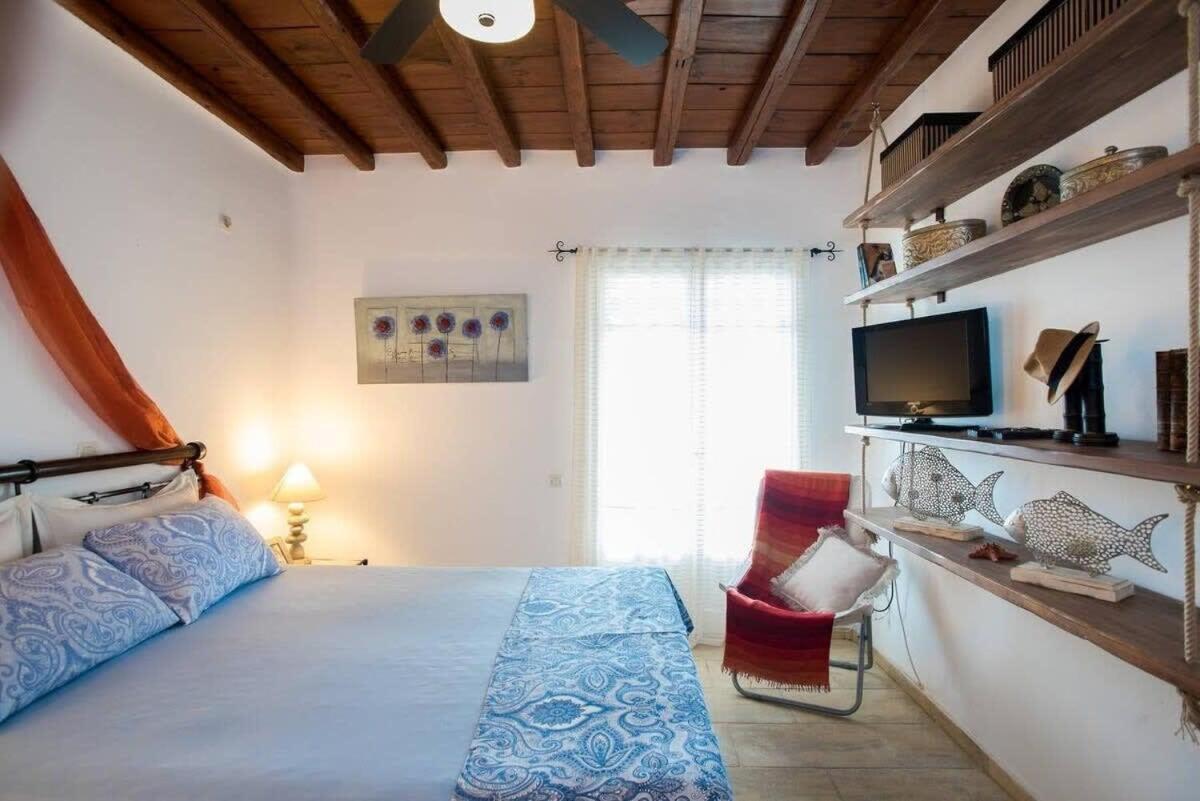 With Amazing Balcony View Of Mykonos Apartment